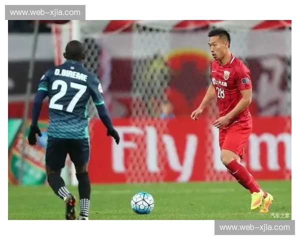 巅峰对决：上港钢铁防线能否抵挡素可泰闪电战？一场亚洲足球的激情碰撞